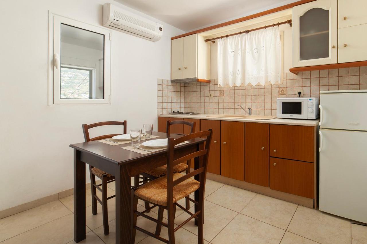 Almar Apartments Batsi  Exterior photo